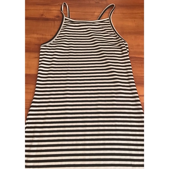 striped large black & white midi dress - Picture 2 of 4